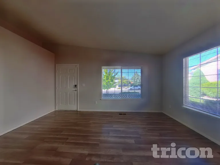17662 Clear Springs Ct — Photo 3