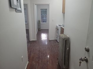 579 Alabama Ave #2F, Brooklyn, NY 11207