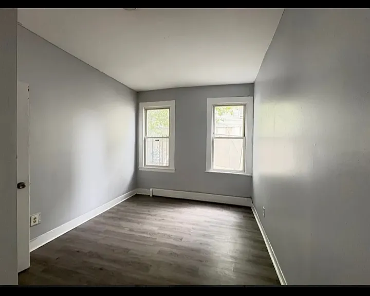20 Ellis Ave #5A — Photo 3