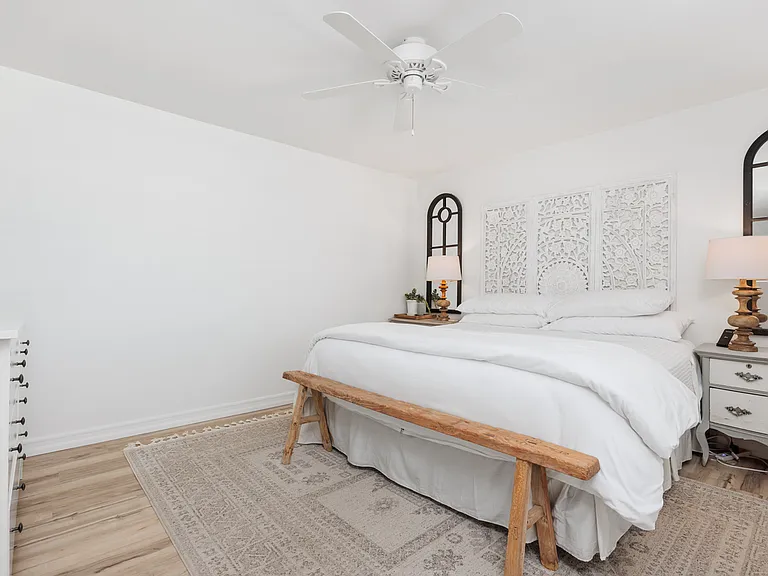 4513 Cove Dr #19 — Photo 14