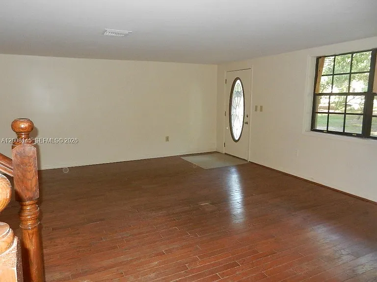 18950 SW 240th St — Photo 9