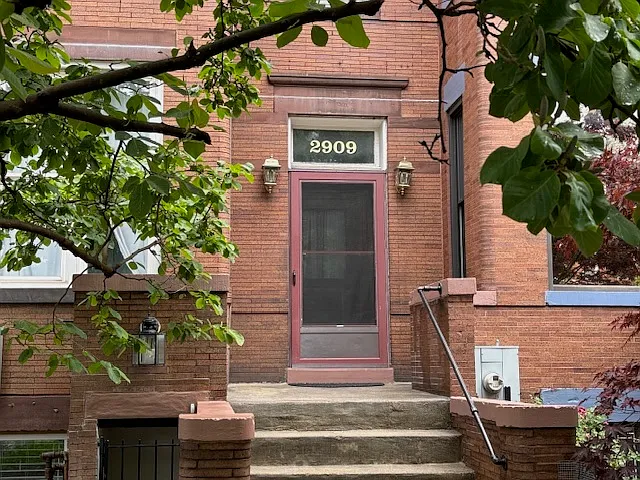 2909 13th St NW — Photo 2