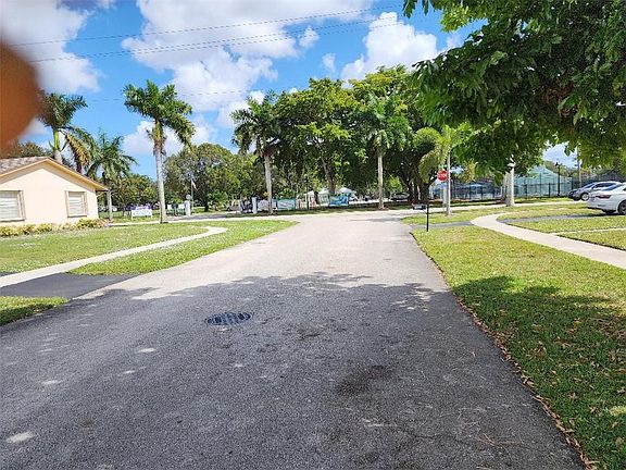 5th image of 8210 NW 45th Court