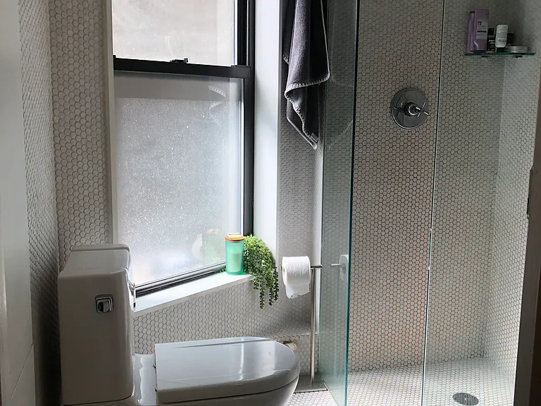 105 Thompson St #13 — Photo 5