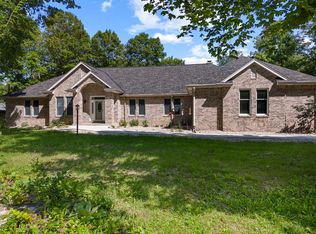 4080 Spruce Dr, Richfield, WI 53076