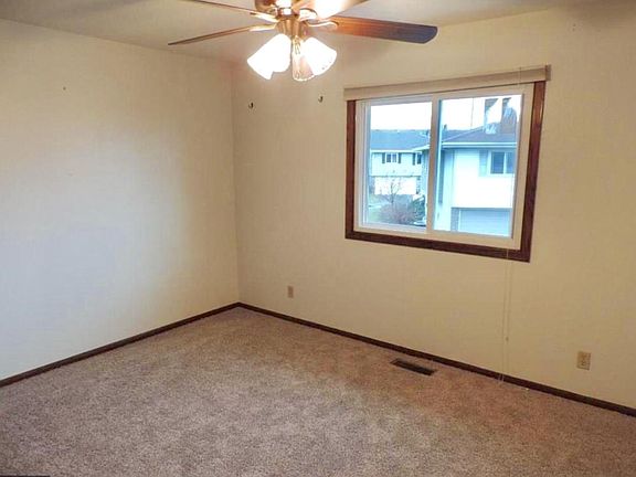 Bedroom upstairs 