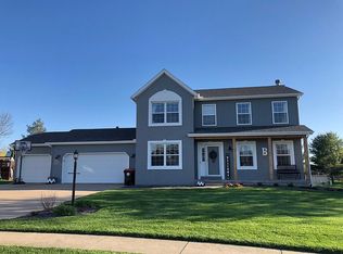 1006 Summerset St, Morton, IL 61550