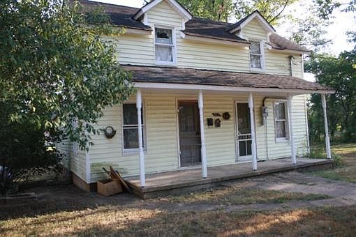 1st image of 317 E Fir St