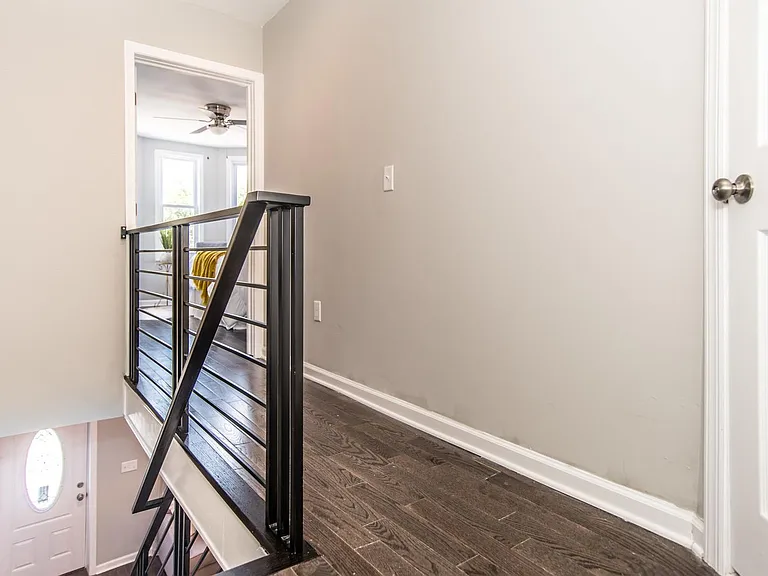 2030 McKean St — Photo 11