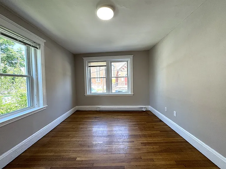 15 Huss Ct #101 — Photo 4