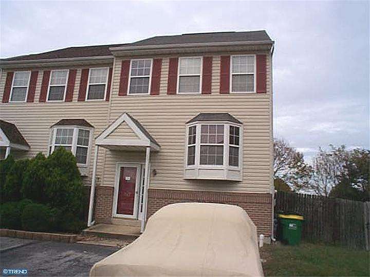 1st image of 543 Canary Dr