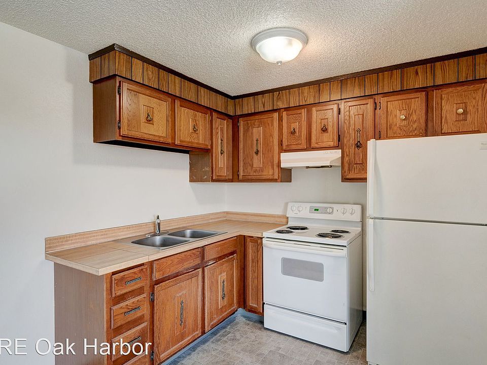 1st image of 310 SE Midway Blvd #208