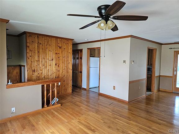 5th image of 2648 Northview Ave