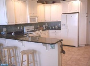 360 Shady Brook Dr #174, Langhorne, PA 19047