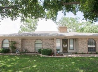 6312 Arthur Dr, Edgecliff Village, TX 76134