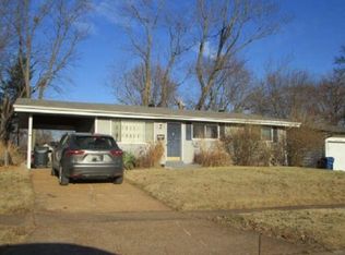 1525 Layven Ave, Florissant, MO 63031