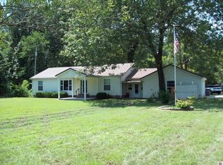 2585 John L Puryear Dr, Paducah, KY 42003