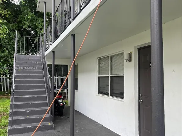 1258 NW 61st St, Miami, FL 33142