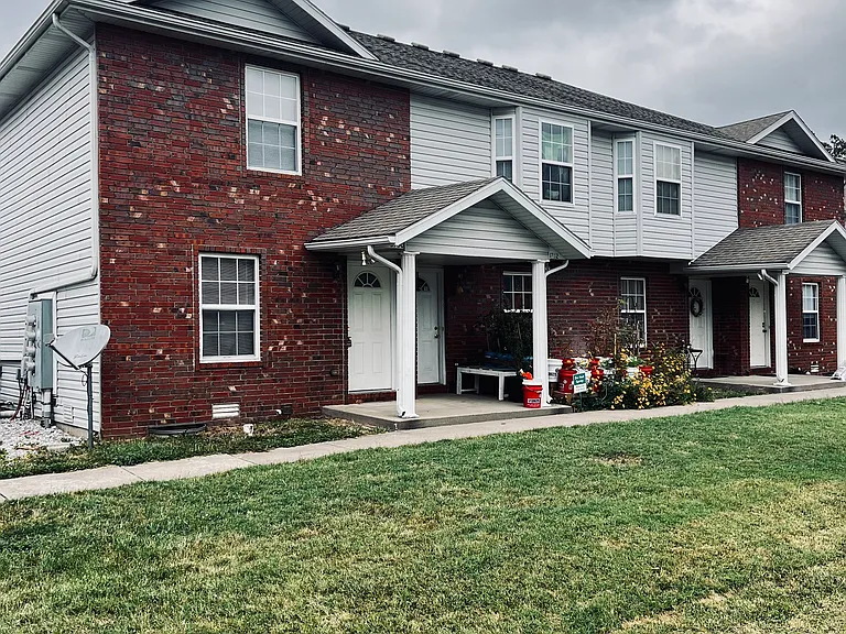 5750 N Orange Ln — Photo 1