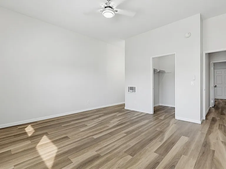 270 Dahlia Ave #9-1 — Photo 17