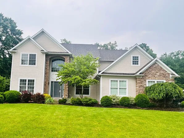 4339 Folkstone Cir, Uniontown, OH 44685