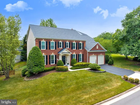 47791 Tupelo Ct, Sterling, VA 20165