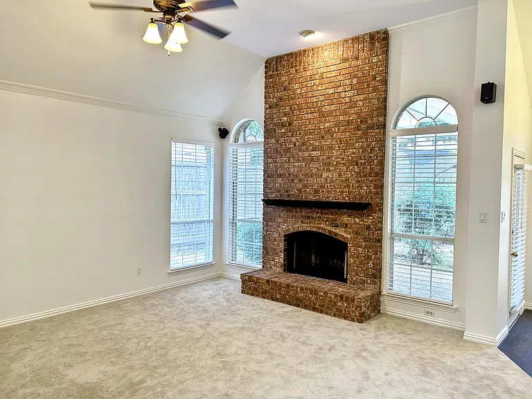 3888 Weller Run Ct — Photo 5