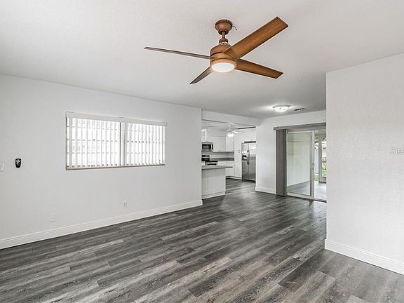 3rd image of 7204 N Howard Ave