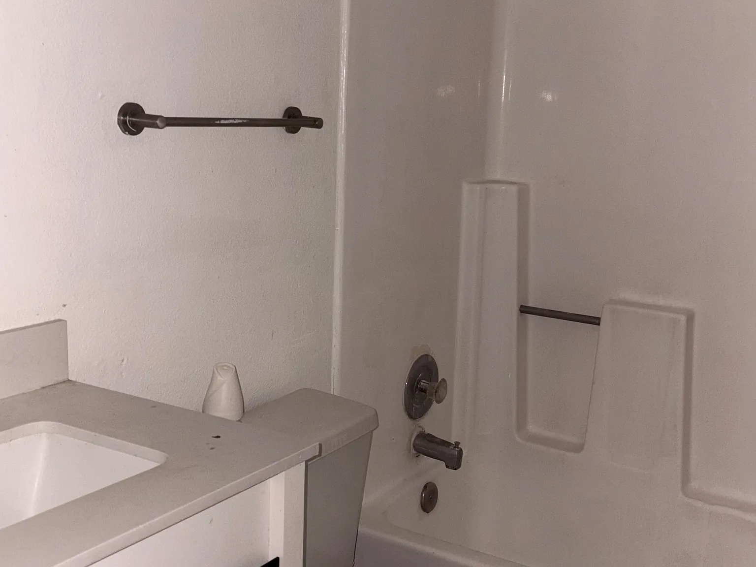 1 bed, 375 sqft, $1,750 — Photo 3