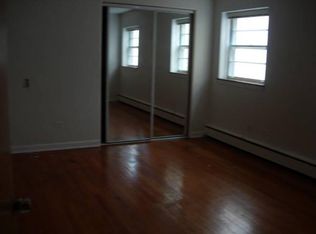 1900 Home Ave #1, Berwyn, IL 60402
