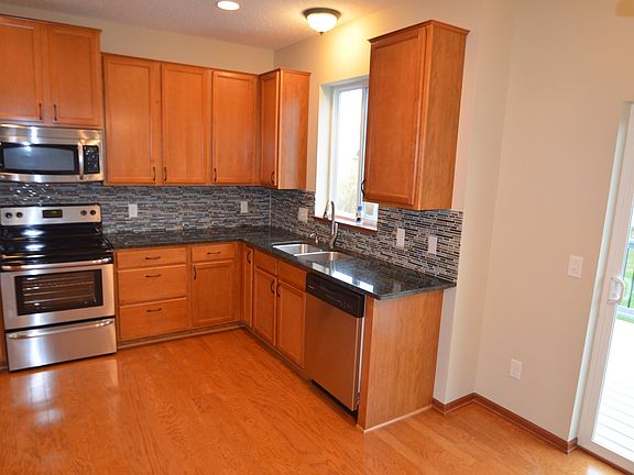 4th image of 12735 Kiska St NE