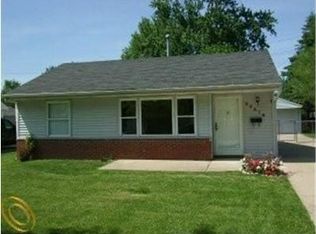 29516 Alvin St, Garden City, MI 48135