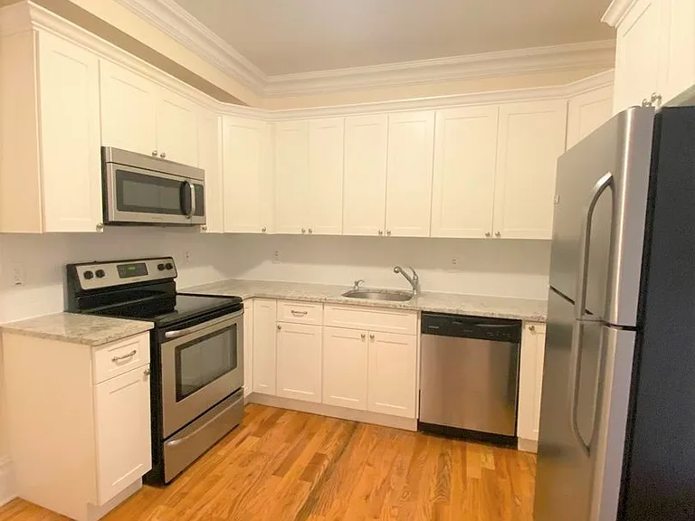 Ponciana Apartments: Contemporary Comfort and Affordable Luxury in North Bergen! — Photo 23