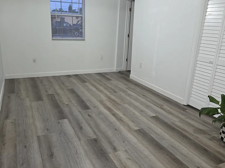 4040 SW 116th Ave — Photo 1