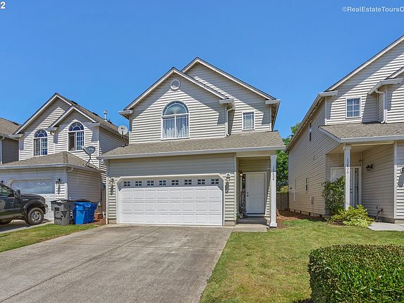 2nd image of 13804 NE 63rd St