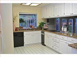 5th image of 973 Edenbury Ln