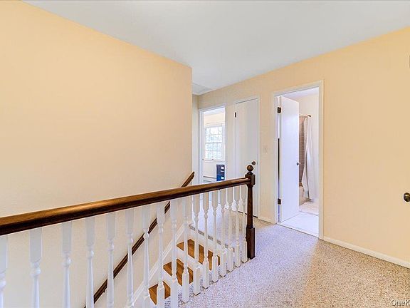 3rd image of 207 Butter Hill Drive