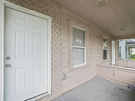 5th image of 158-160 Midland Ave