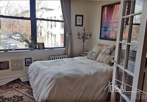 5th image of 191A Court St #1
