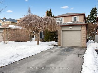 123 Chatfield Dr, Ajax, ON L1T 2J2