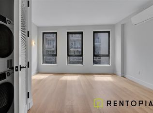 130 Hope St APT 218, Brooklyn, NY 11211