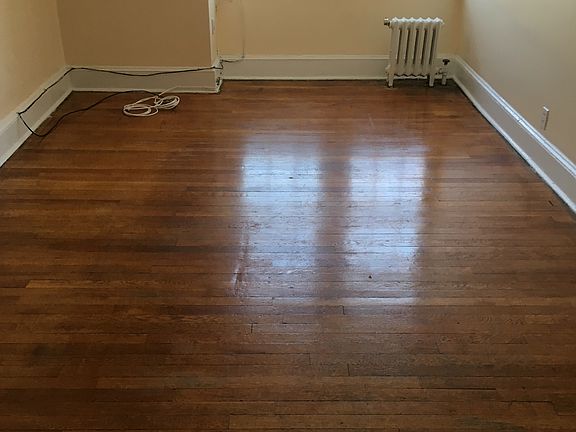 5th image of 2121 29th St APT 3