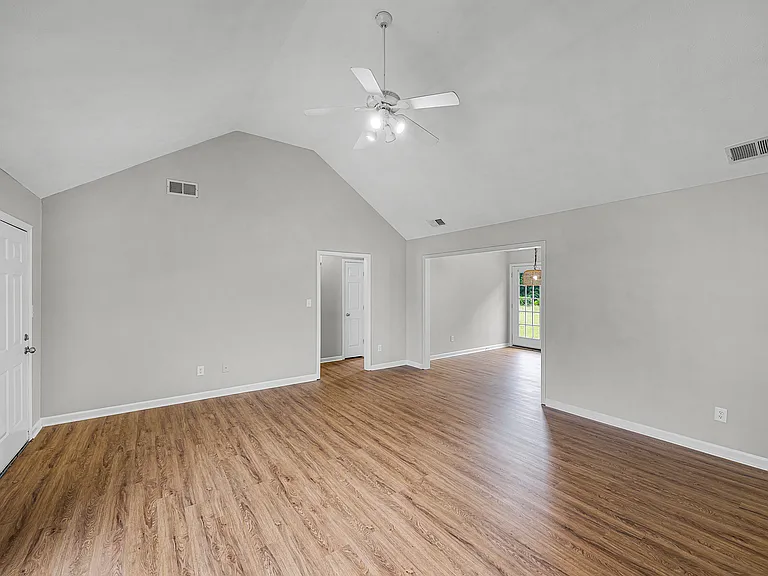 7 Hartsfield Dr — Photo 12
