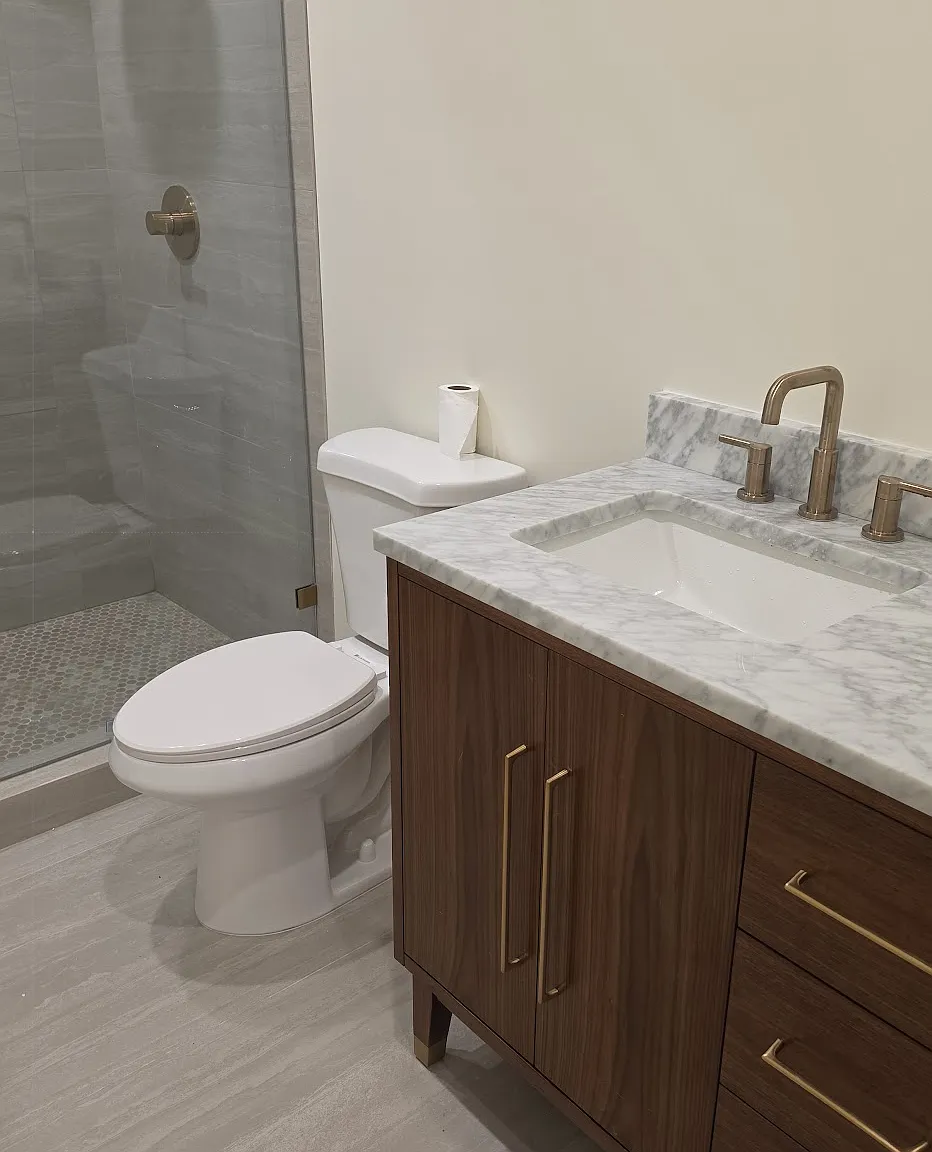 2 bed, 1200 sqft, $5,750 — Photo 2