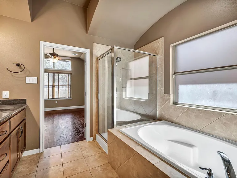 105 Latitude Ln — Photo 18