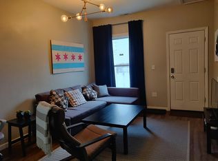 1629 W Beach Ave #2R, Chicago, IL 60622