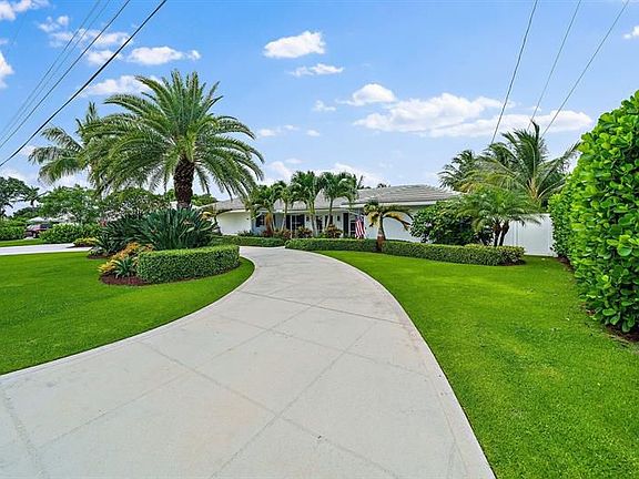 3rd image of 98 Golfview Dr