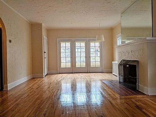 1st image of 3438 75th St #1