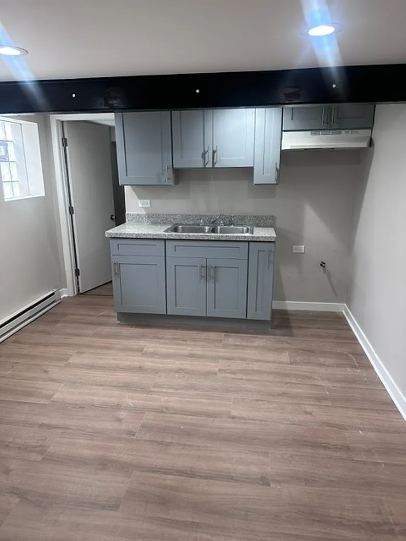 62 McVicker — Photo 4