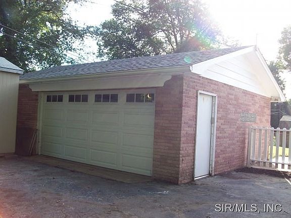 28X22 over sized 2car garage